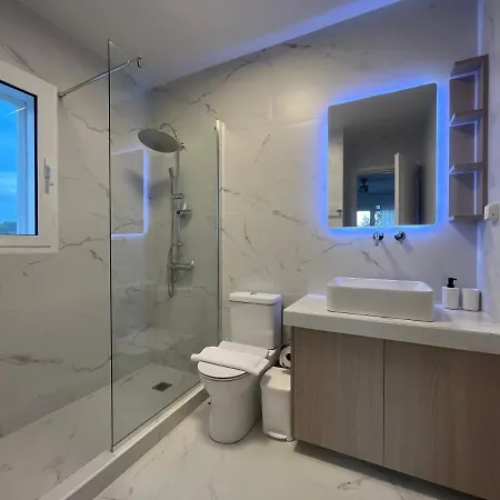 Iliana Exclusive - Private Pool فيلة بورتو خيلي